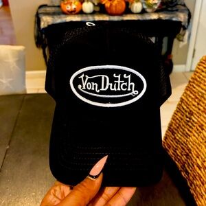 NWT! Von Dutch Classic Trucker 51 Hat - Unisex (One Size)